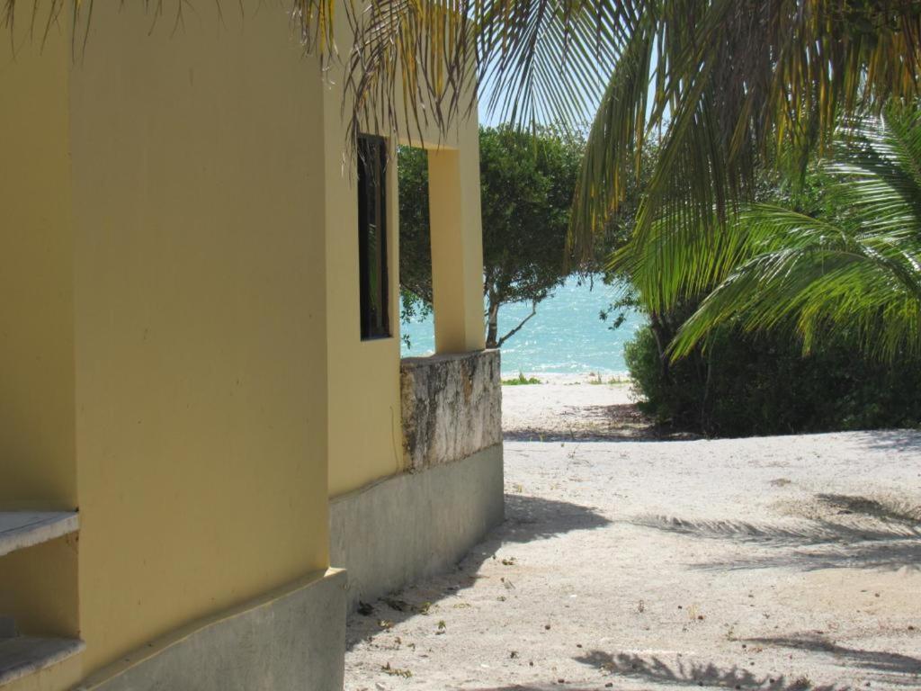 Two Bedroom Beachfront Villa Celestun Exterior foto